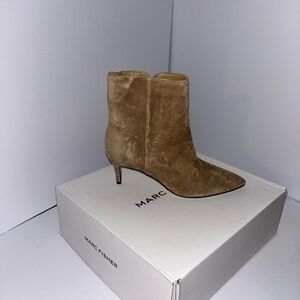 Marc Fisher Marc Fisher Womens Glorry Poi Medium Brown Suede